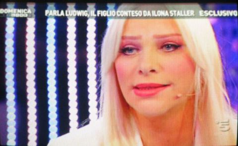 Sexy ilona staller 7