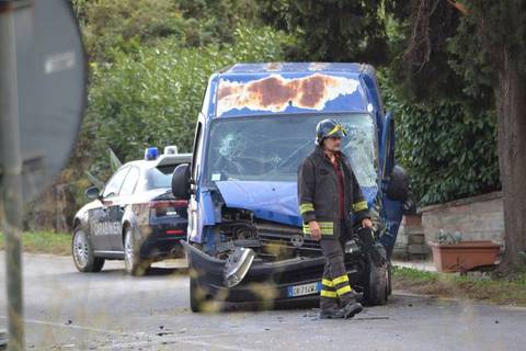 Velletri, Incidente Mortale In Via Dei Cinque Archi (Foto Di Luciano ...