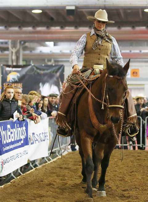 Natalia Estrada Con Il Marito Andrea Mischianti A Fieracavalli A Verona