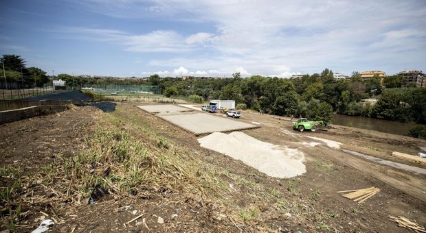 Roma Sabbia E Vialetti La Spiaggia Sul Tevere Entro Agosto